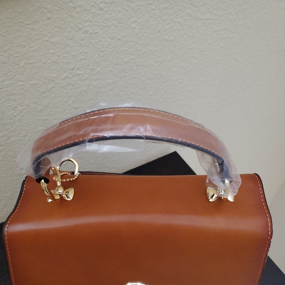 Luxury Women's Handbags - Picture 4 of 13